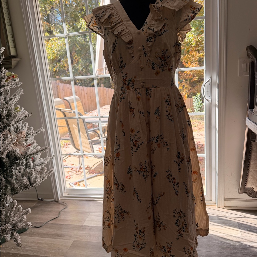 LC Lauren Conrad Cream Floral Midi Dress - Picture 2 of 7